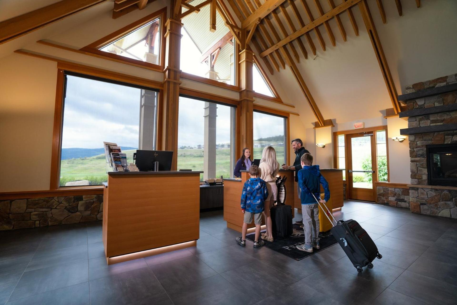 Predator Ridge Resort Vernon Buitenkant foto